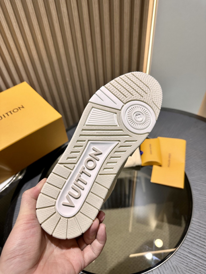 LUSV SNEAKERS