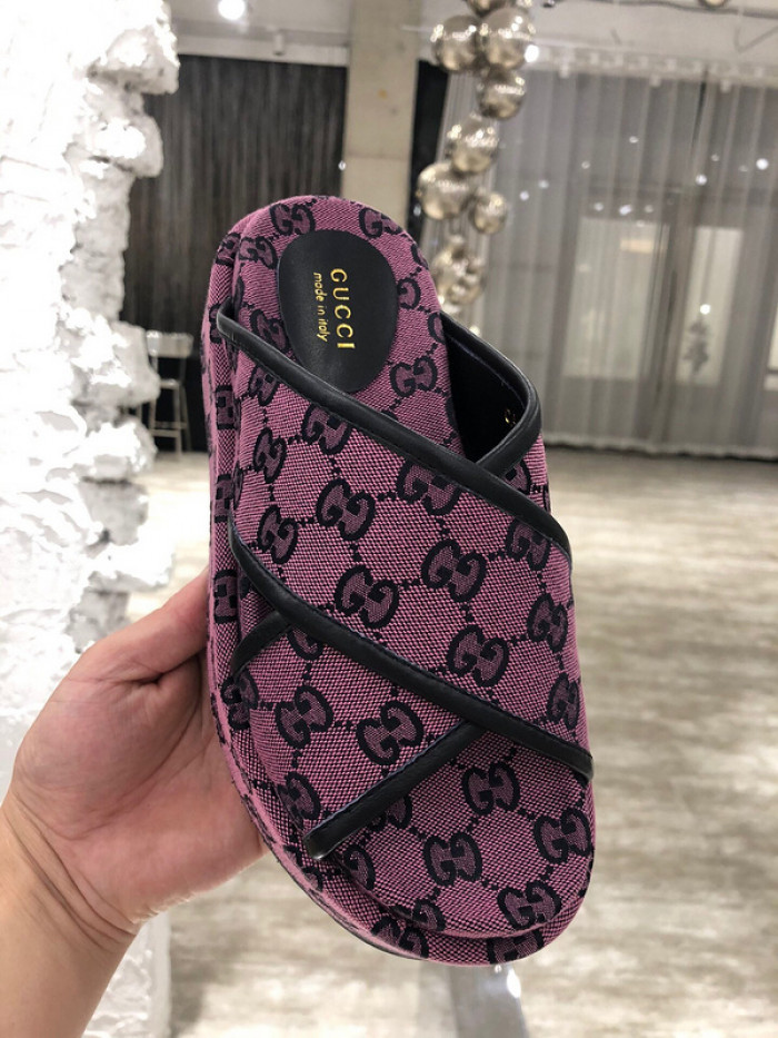 GCI GG Slide Sandal