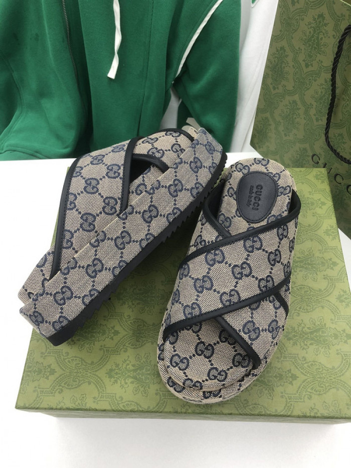 GCI GG Slide Sandal