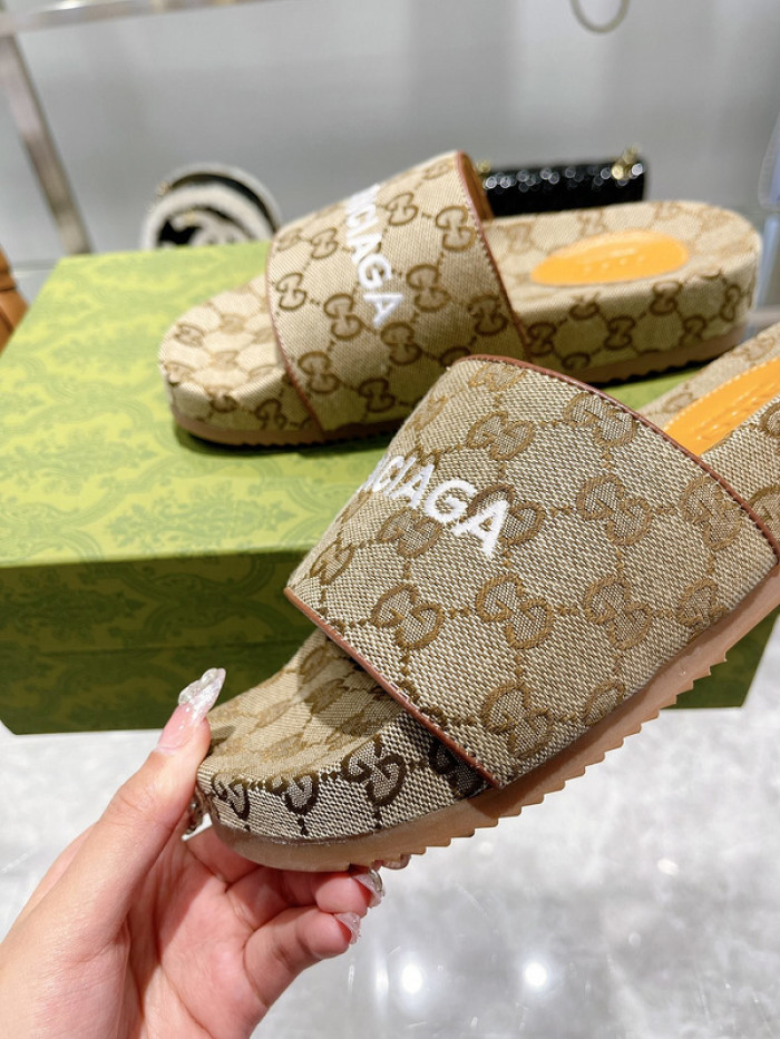 GCI GG Slide Sandal