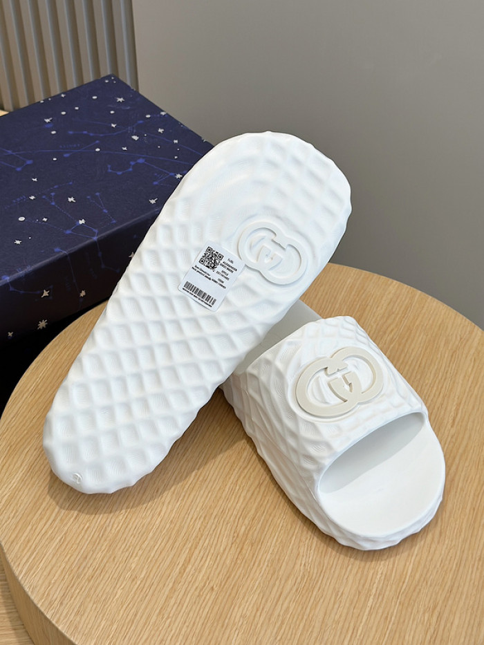 GCI GG Slide Sandal
