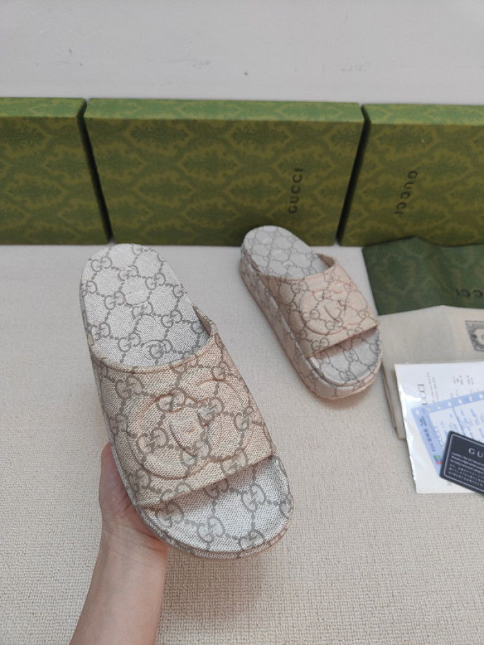 GCI GG Slide Sandal