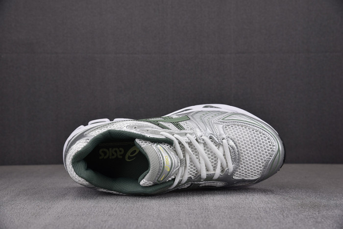 As*ic*s gel kayano 14 