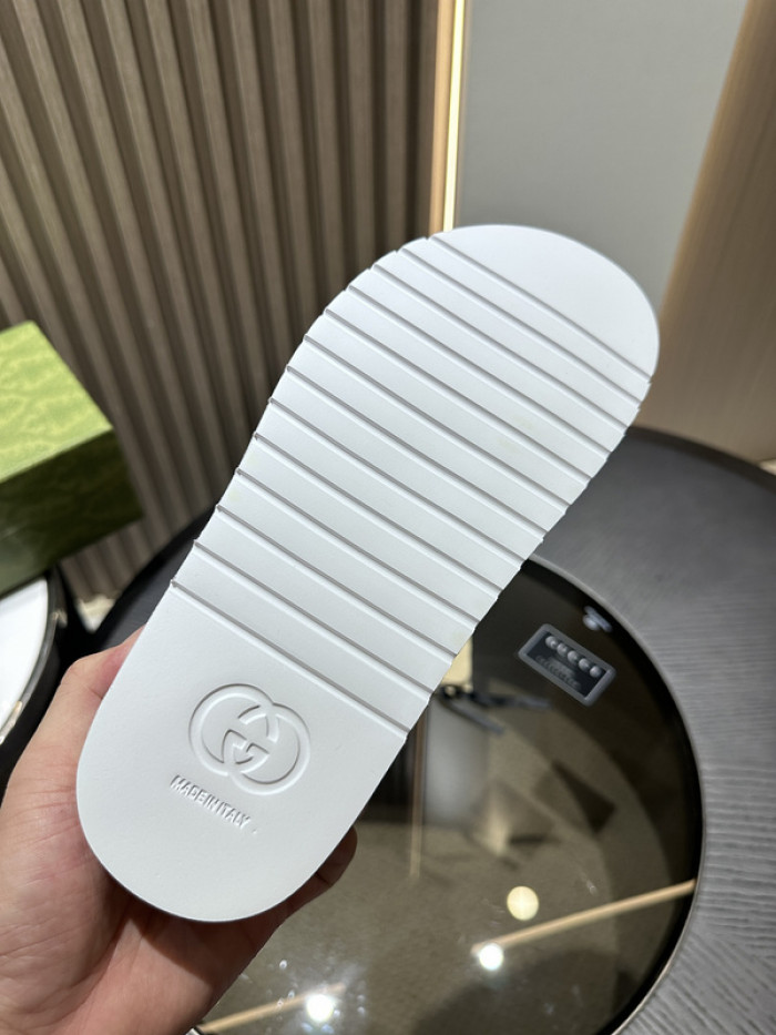 GCI GG Slide Sandal
