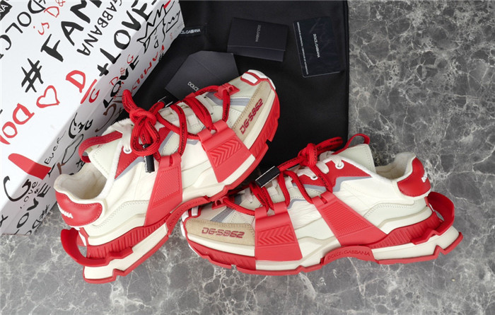 DG SNEAKER