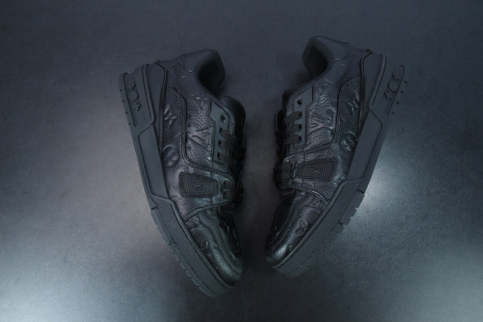 LUSV SNEAKERS