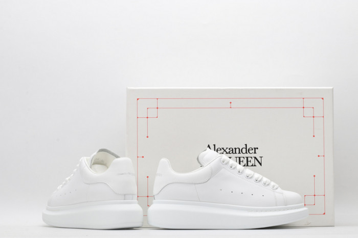ALEXMQ Sneakers