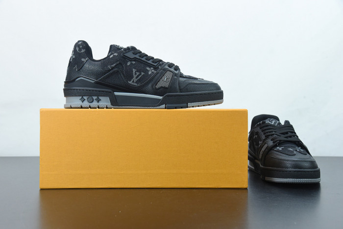 LUSV SNEAKERS