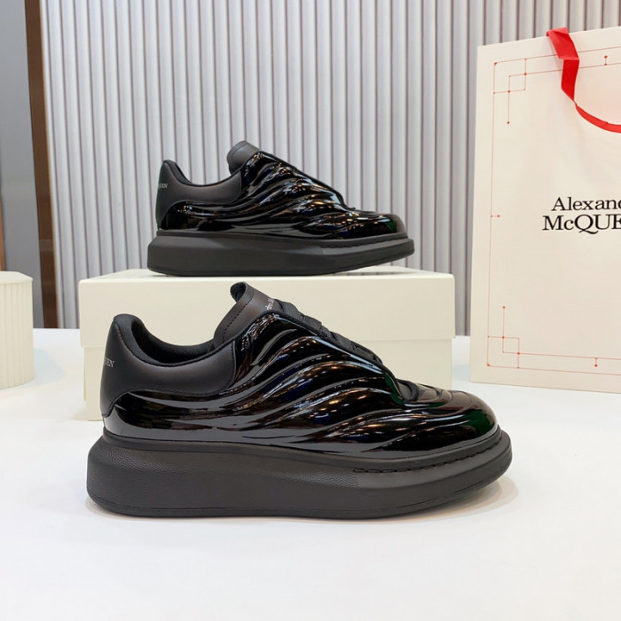 ALEXMQ Sneakers