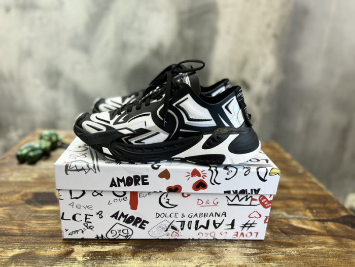 DG SNEAKER