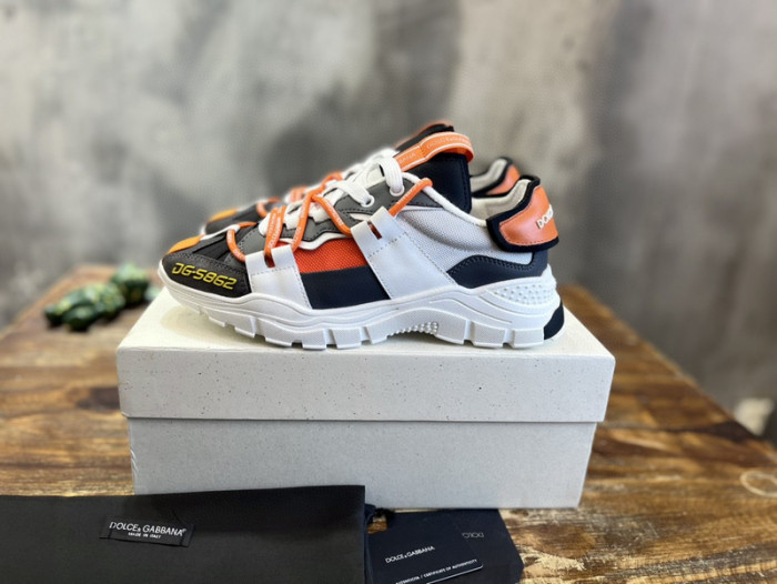 DG SNEAKER