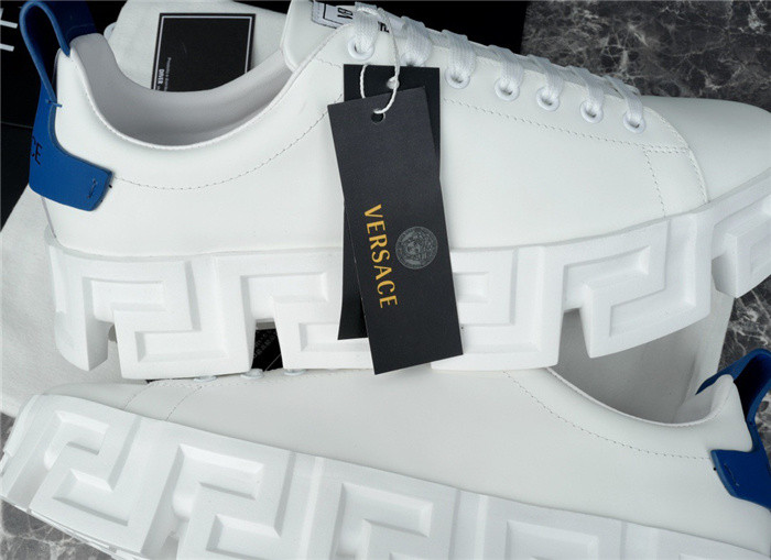 VRCE Sneaker