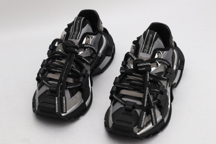 DG SNEAKER