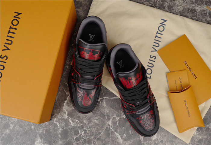 LUSV SNEAKERS
