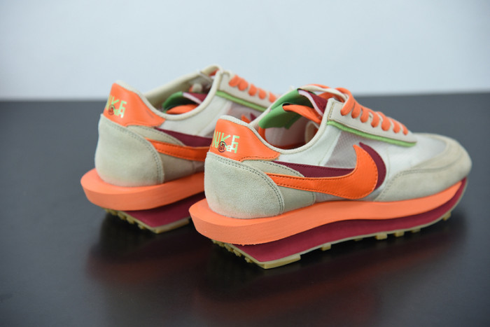 Fragment Design x Sacai x Nk LDWaffle Orange DH1347-100