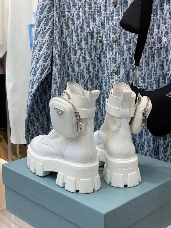 Pra*a boots