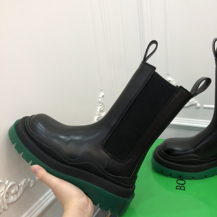 Bo*te*ga ve*ne*ta chelsea tire leather high boot