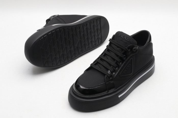 PRDA Sneaker