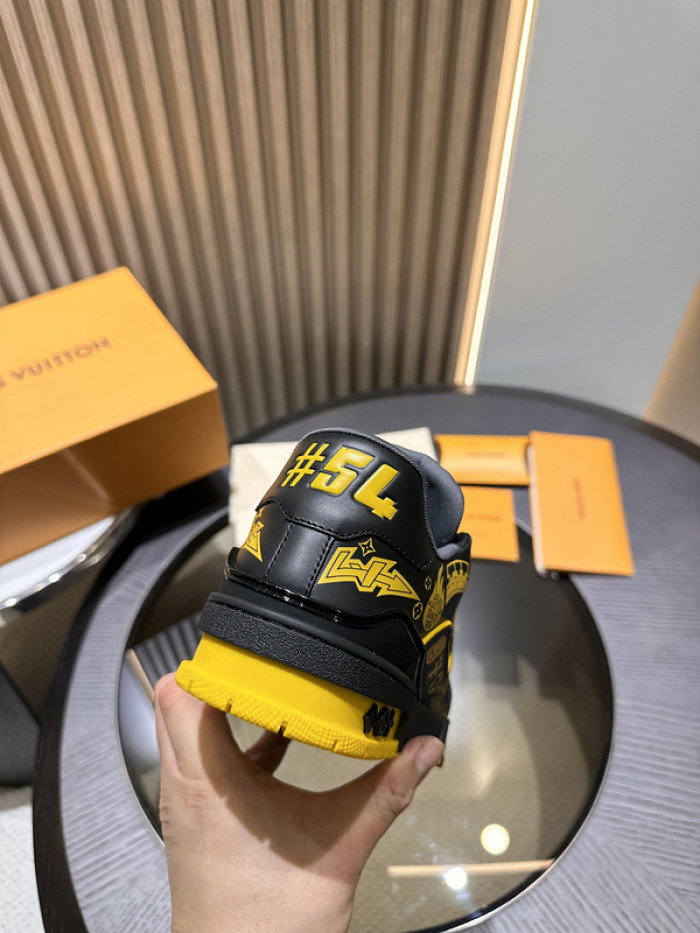 LUSV SNEAKERS