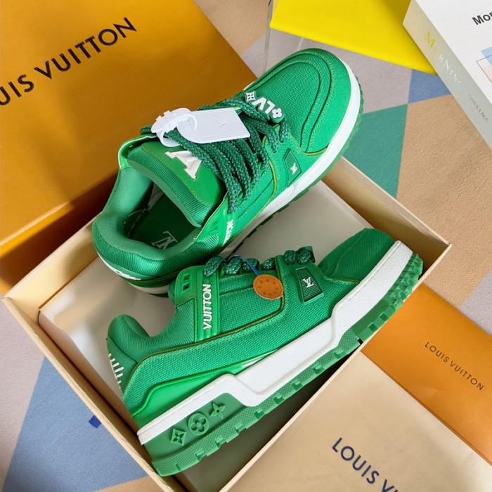 LUSV SNEAKERS