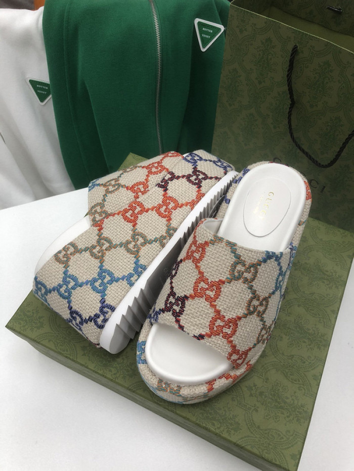 GCI GG Slide Sandal