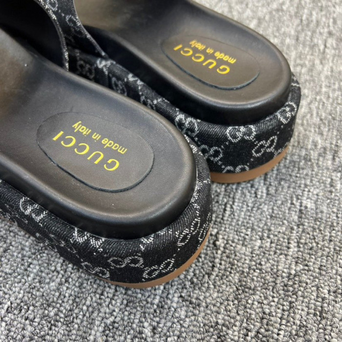GCI GG Slide Sandal