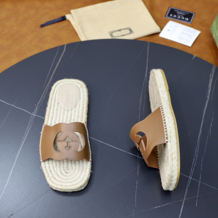 GCI GG Slide Sandal
