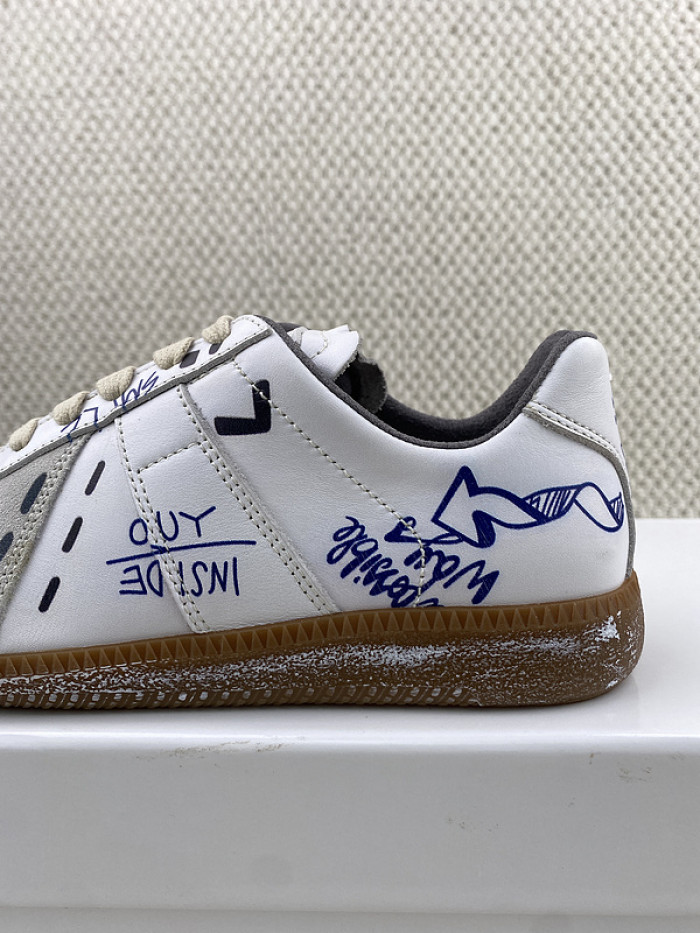 ma*s*n Ma*i*la sneaker
