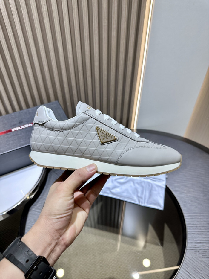 PRDA Sneaker