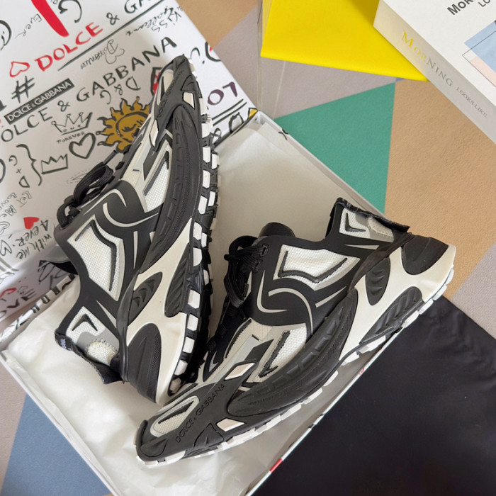 DG SNEAKER