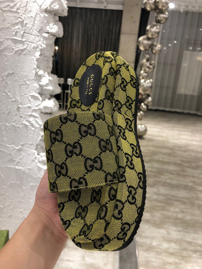 GCI GG Slide Sandal