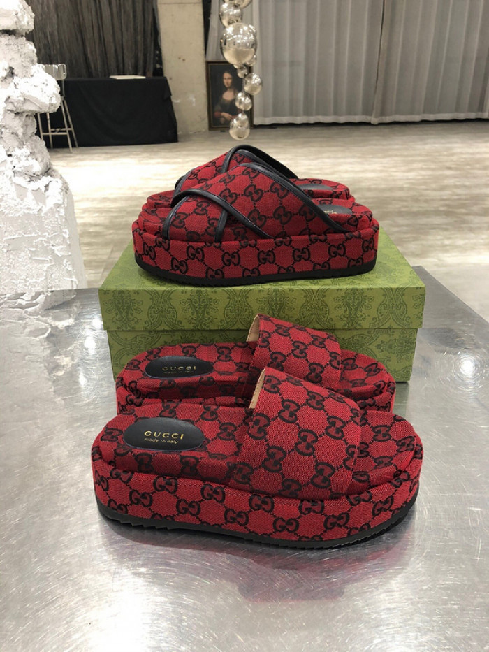 GCI GG Slide Sandal