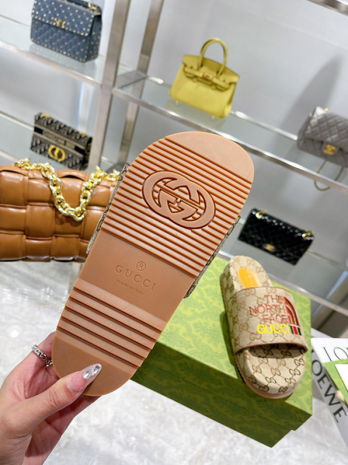 GCI GG Slide Sandal