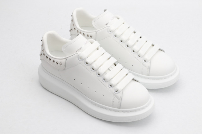ALEXMQ Sneakers
