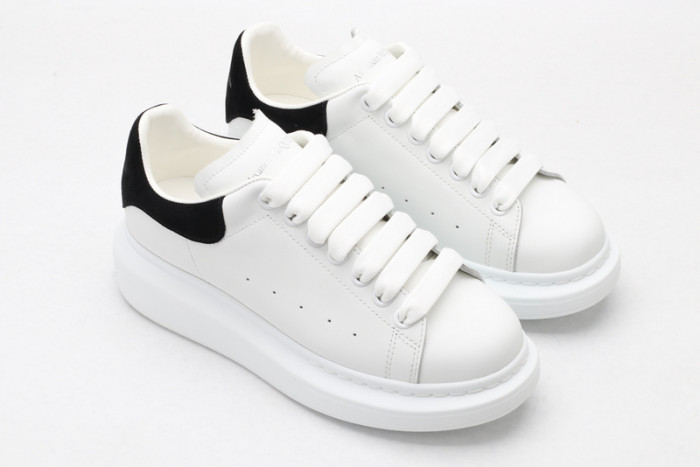 ALEXMQ Sneakers