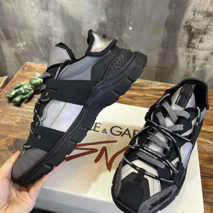 DG SNEAKER