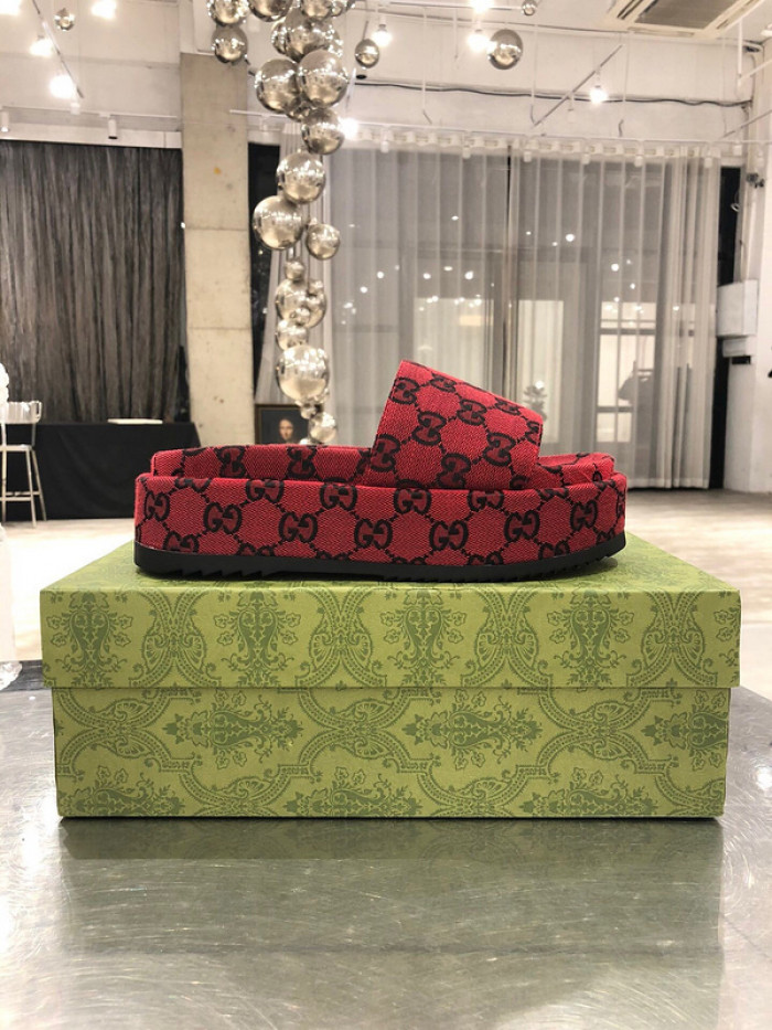 GCI GG Slide Sandal