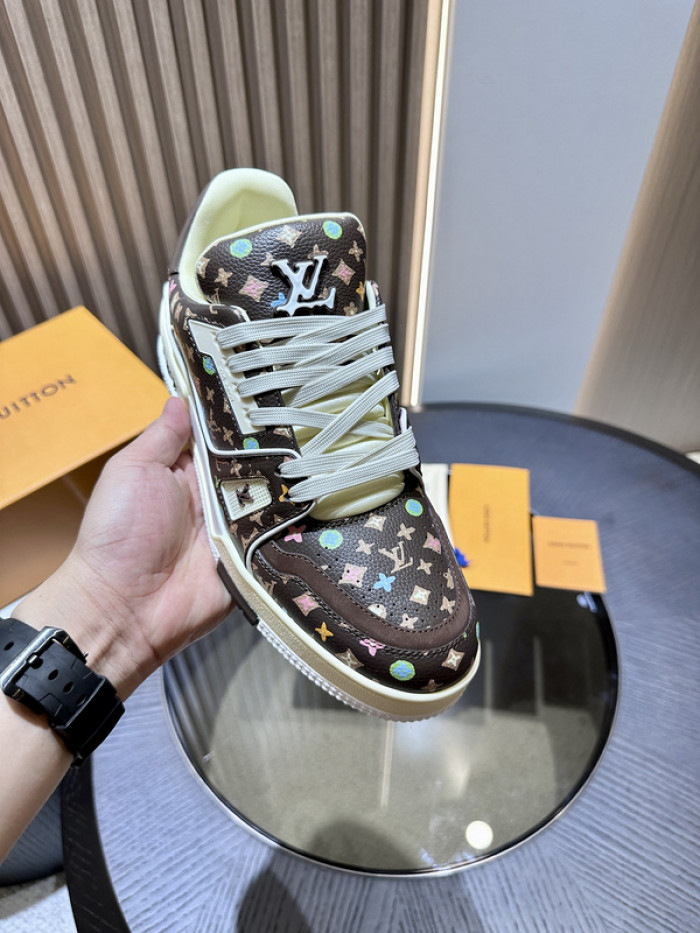 LUSV SNEAKERS