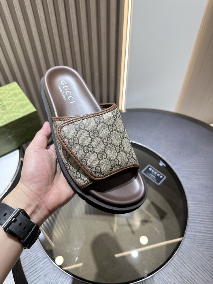 GCI GG Slide Sandal