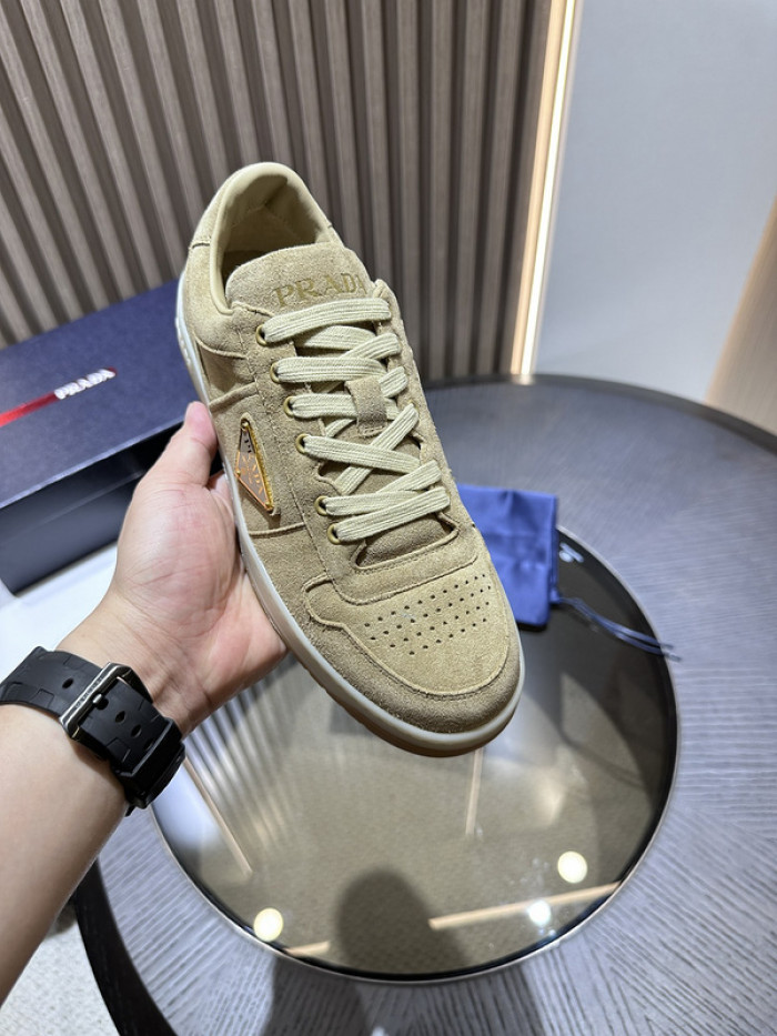 PRDA Sneaker