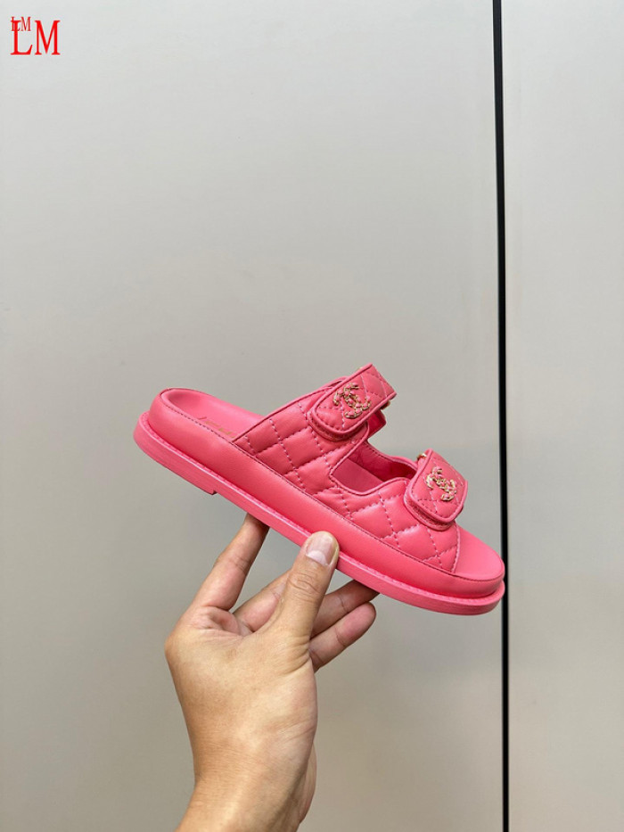 CN Slide Sandal