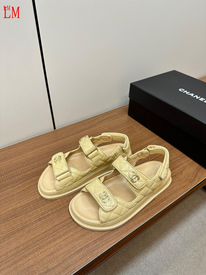 CN Slide Sandal