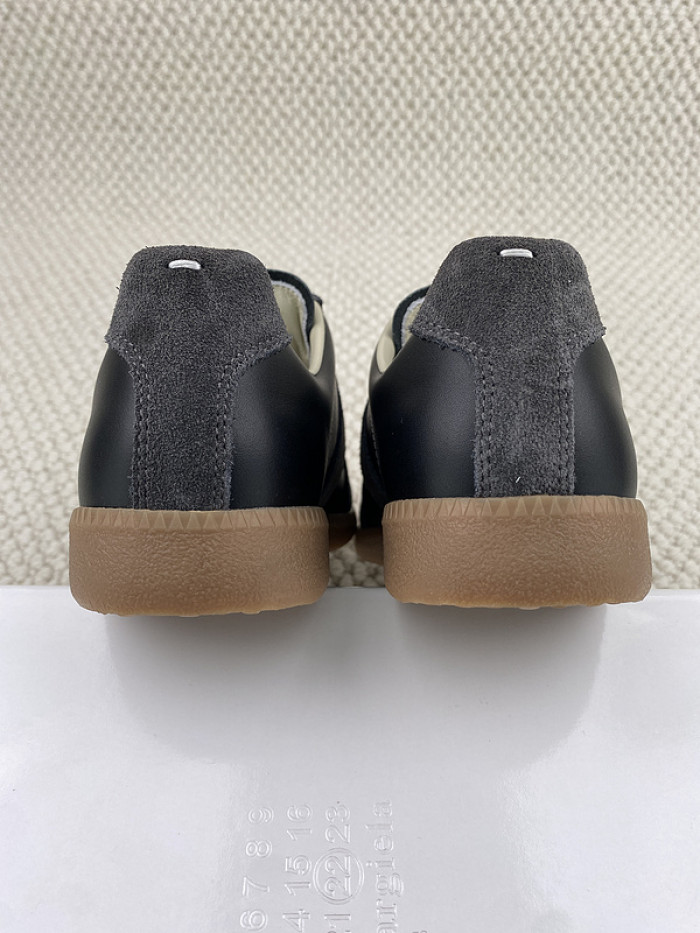 ma*s*n Ma*i*la sneaker