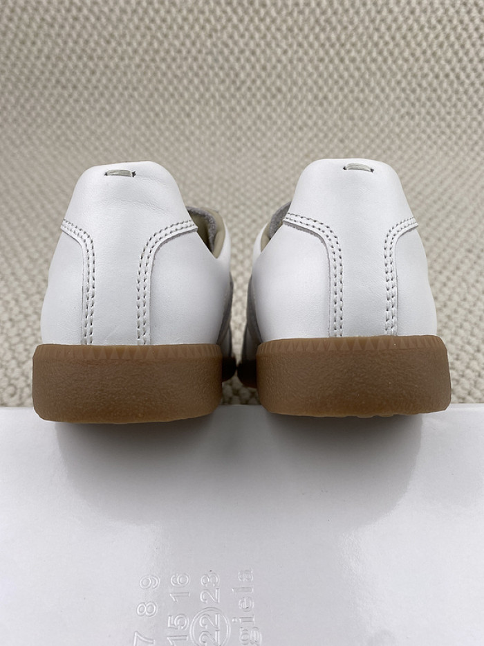 ma*s*n Ma*i*la sneaker