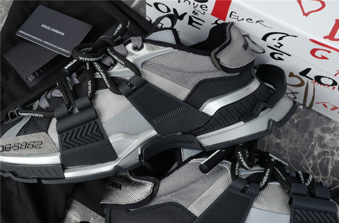 DG SNEAKER