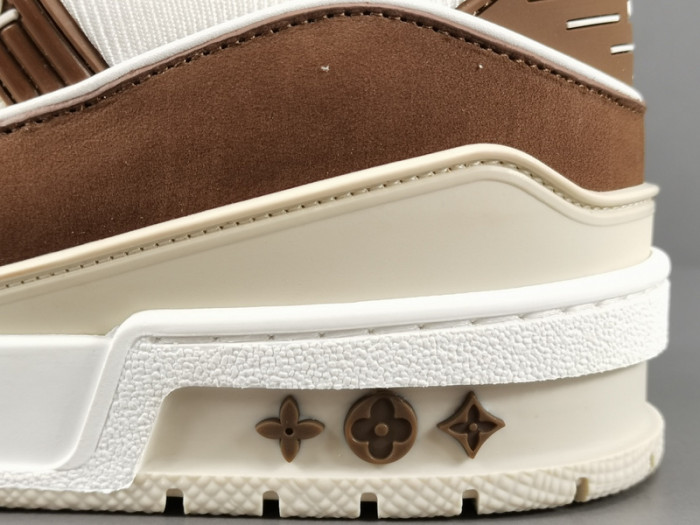 LUSV SNEAKERS
