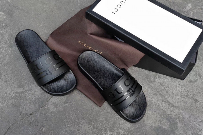 GCI GG Slide Sandal