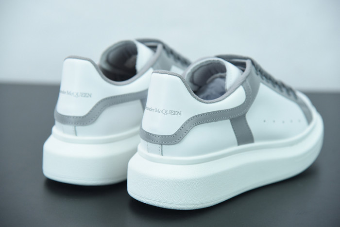 ALEXMQ Sneakers