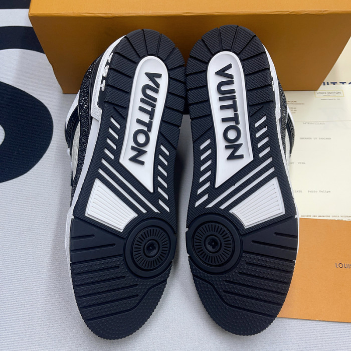 LUSV SNEAKERS