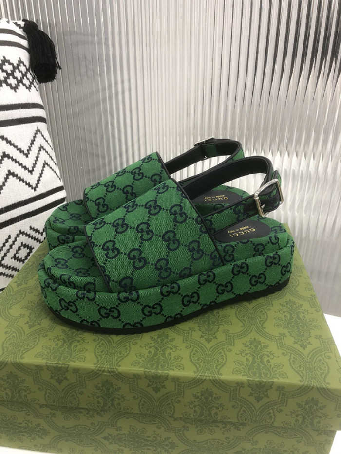 GCI GG Slide Sandal